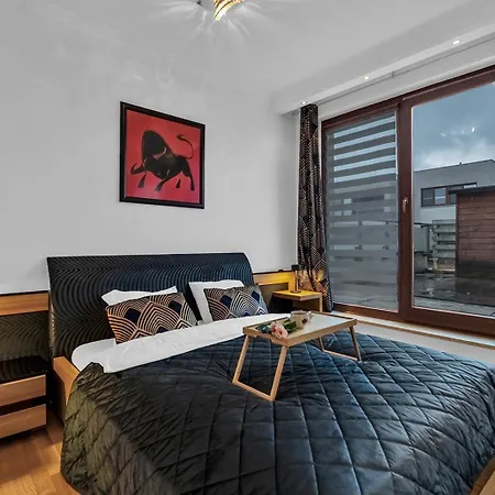 Apartment Sokratesa Business - 52m2 Terrace, Parking, Metro Nearby - By Rentujemy Warsaw