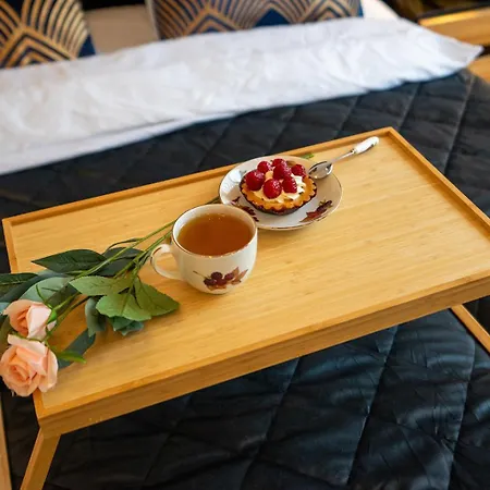 Apartment Sokratesa Business - 52m2 Terrace, Parking, Metro Nearby - By Rentujemy *