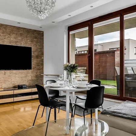 Sokratesa Business - 52m2 Terrace, Parking, Metro Nearby - By Rentujemy Warsaw