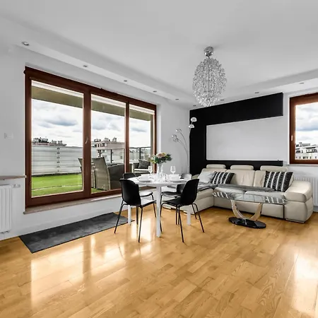 Sokratesa Business - 52m2 Terrace, Parking, Metro Nearby - By Rentujemy Apartament *