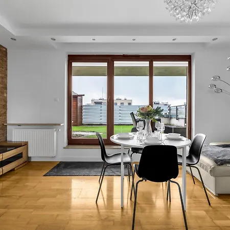 Sokratesa Business - 52m2 Terrace, Parking, Metro Nearby - By Rentujemy Apartment